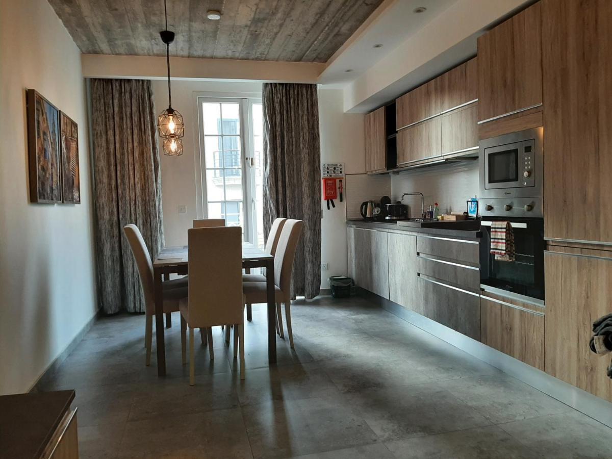 Qliving Central New Apartments Gzira Sliema Promenade Extérieur photo